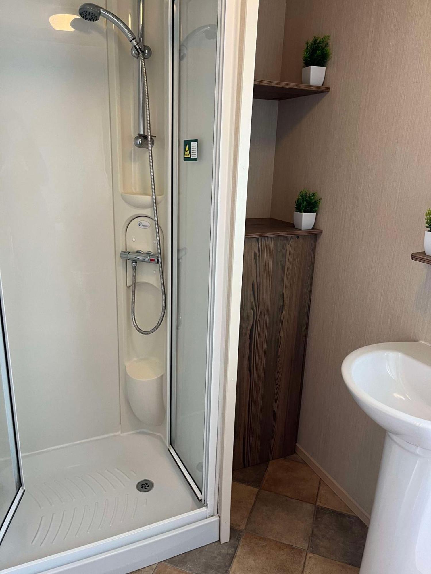 275 - Butlins Skegness, Pet Friendly And Wifi - Meadow Lakes Caravan & Lodge Hire Ingoldmells Exteriér fotografie